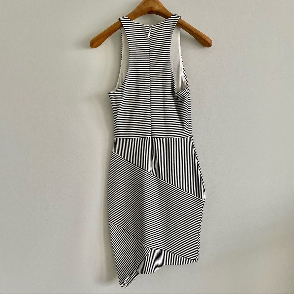 Bebe NWOT Black & White Racerback Dress Size XS - Picture 2 of 8